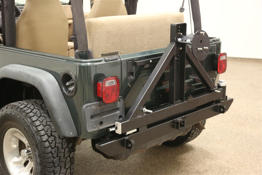 Rock Hard 4x4™ Patriot Series Rear Bumper with Tire Carrier for Jeep  Wrangler TJ, LJ, YJ and CJ 1976 - 2006 [RH-2001-C]